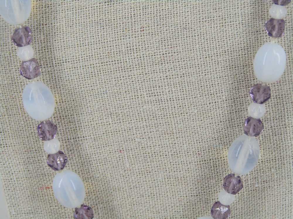 Variating Purple Color Glass Bead Vintage Necklace - image 2