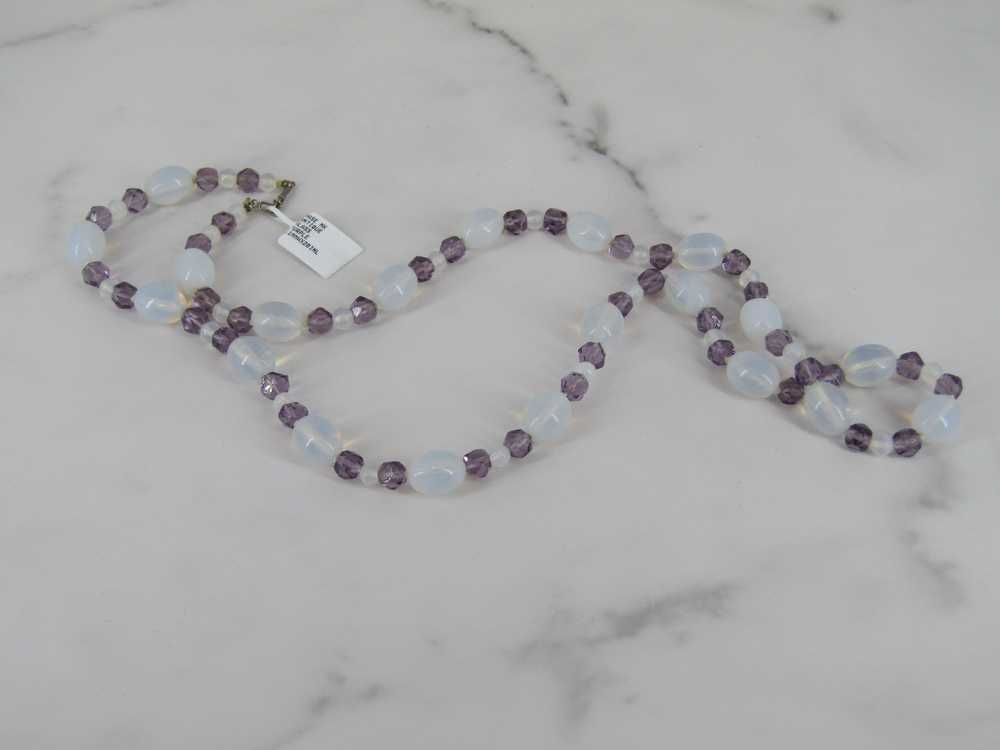 Variating Purple Color Glass Bead Vintage Necklace - image 3