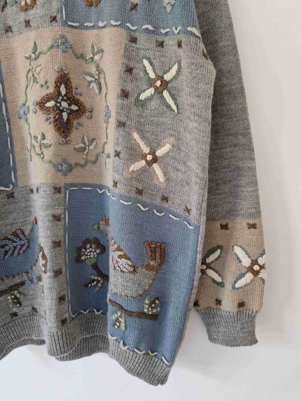 Wool sweater - Embroidered sweater with flowers a… - image 4