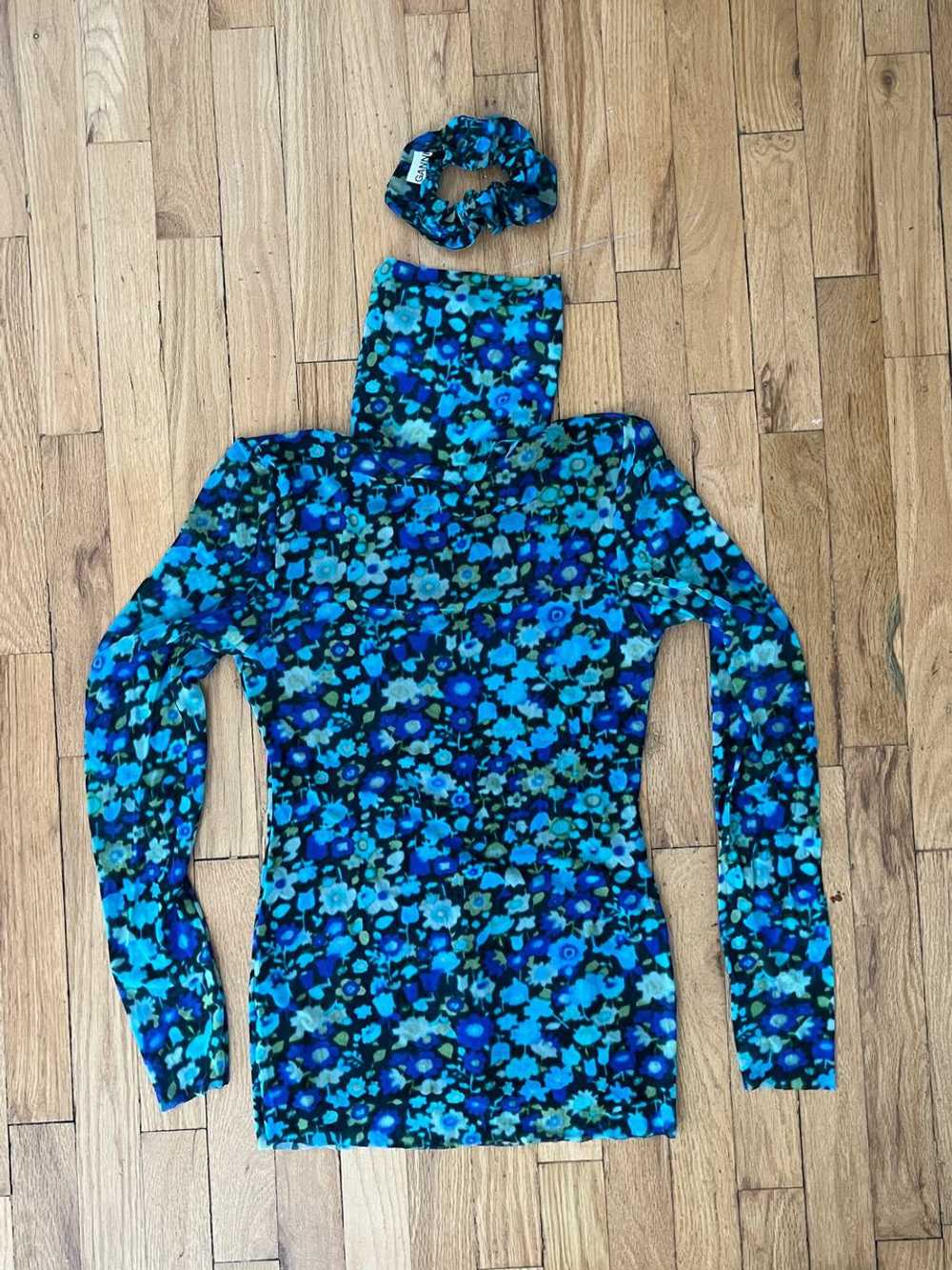 GANNI Printed Mesh Turtleneck (36) | Used,… - image 1