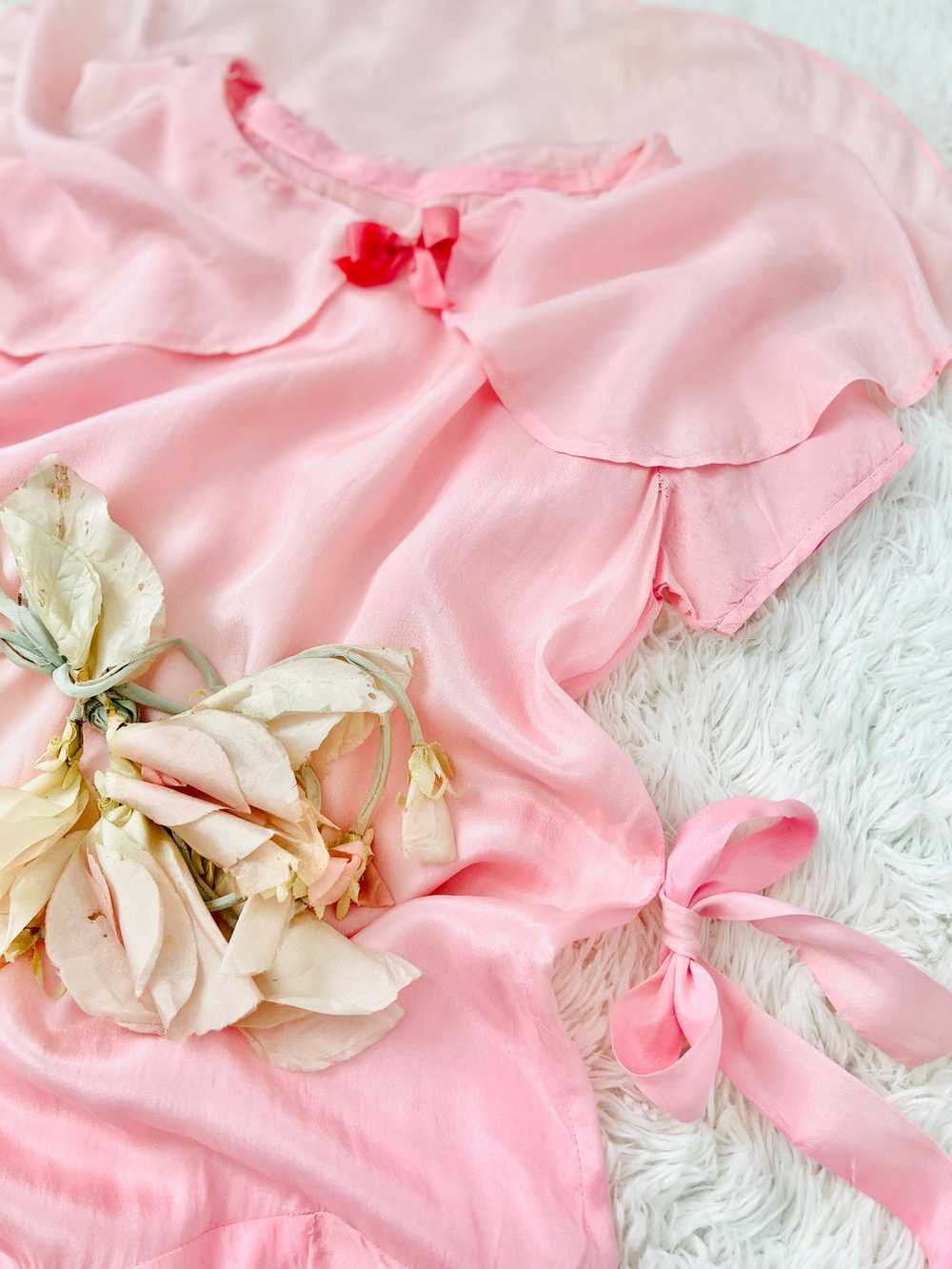 Vintage 1920s pink silk dress - image 1