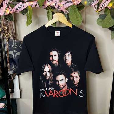 2011 Maroon 5 Tour T Shirt - image 1