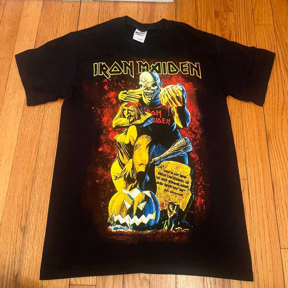 Iron Maiden 2009 Shirt size small - image 1