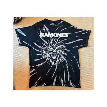 NWOT Forever 21 Ramones Tie Dye Tee