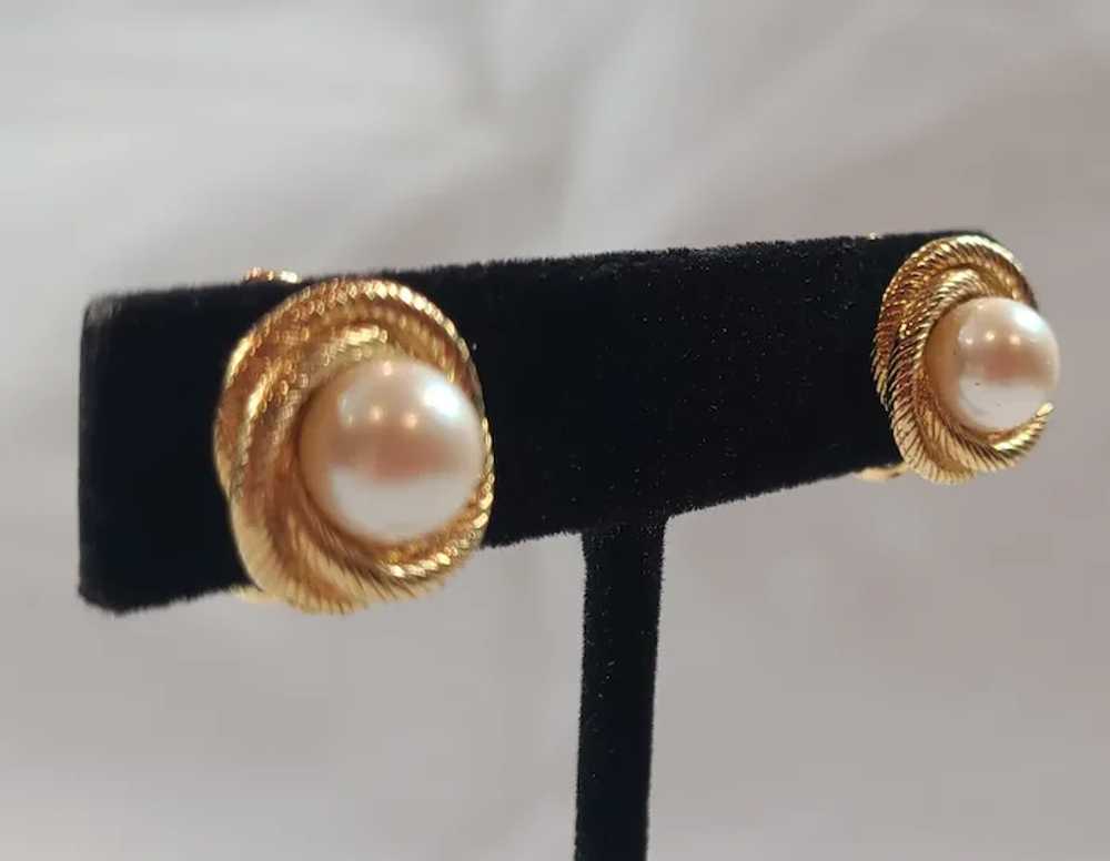 Monet Yellow Gold Tone Clip-On Earrings "Love Kno… - image 7