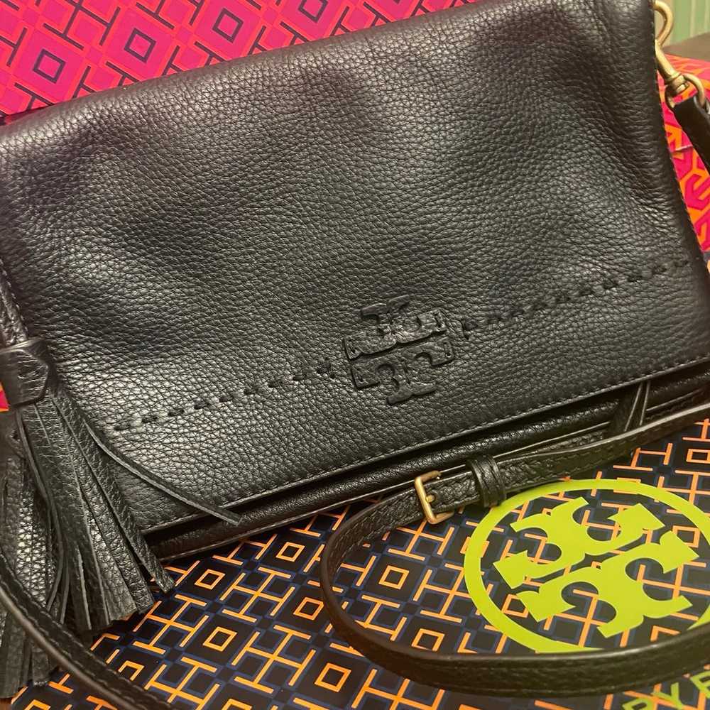 Black Tory Burch  McGraw  leather fold over cross… - image 10