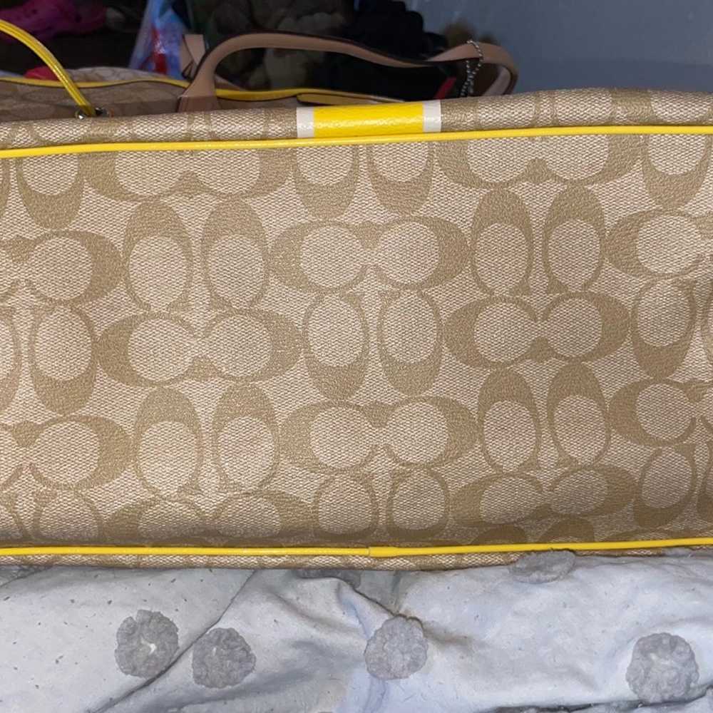 Coach signature brown and yellow shoulder bag - image 3