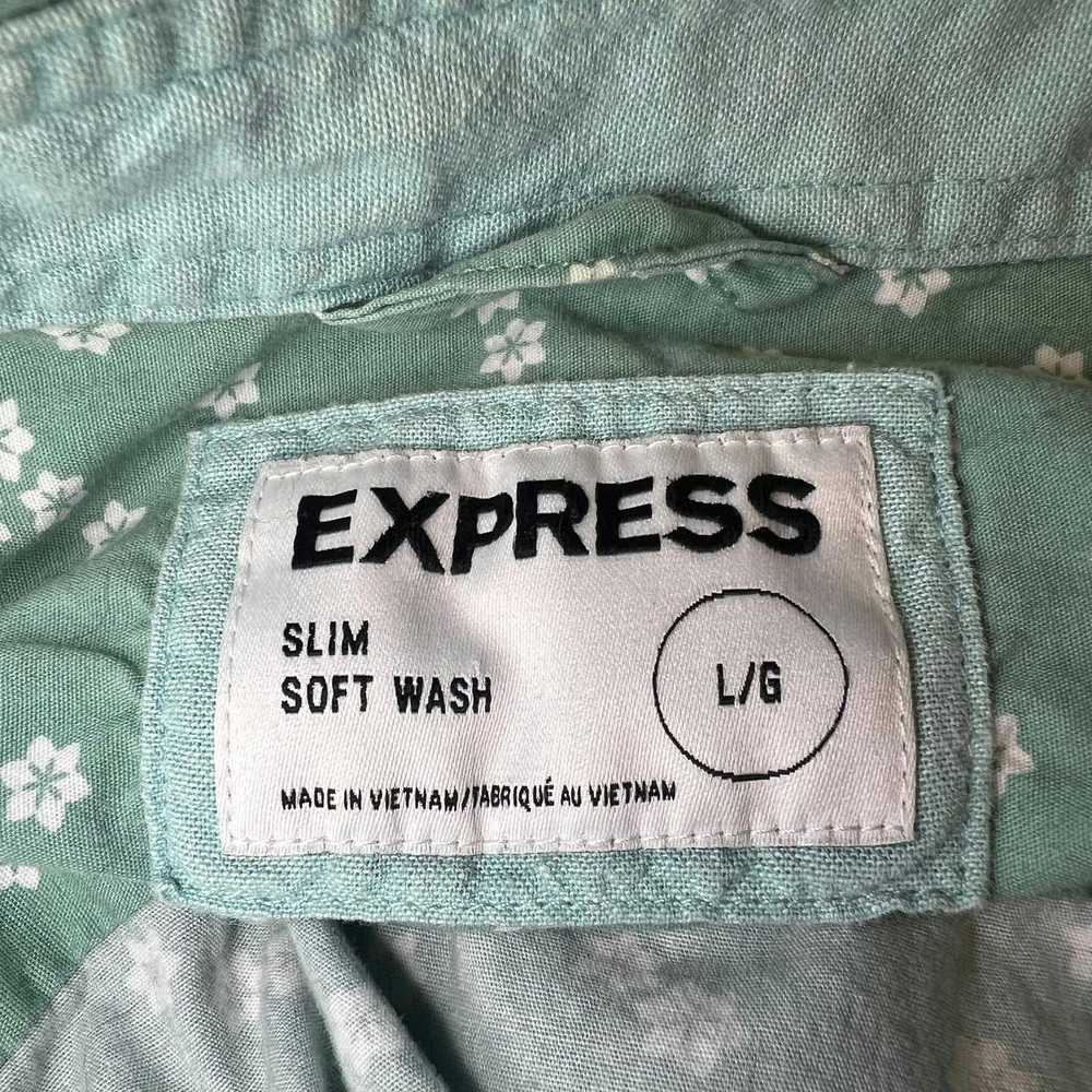 Express Express Floral Button Down Shirt - image 3