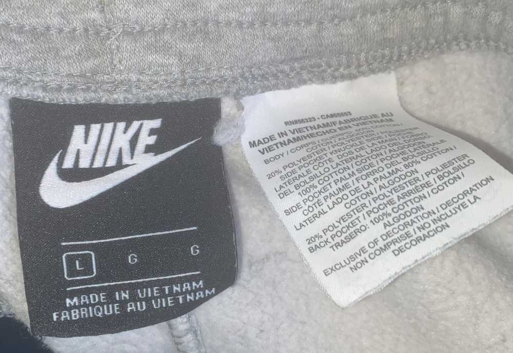 Nike Nike Sportswear Club Shorts - image 5