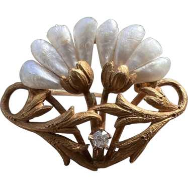 Art Nouveau Gold and Fresh Water Pearl Flower Bro… - image 1