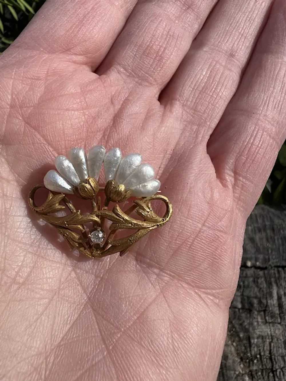 Art Nouveau Gold and Fresh Water Pearl Flower Bro… - image 5