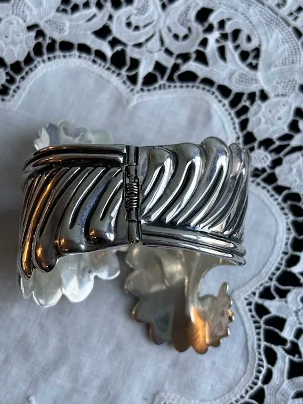 Vintage Sterling Mexican Clamper Bracelet - image 4