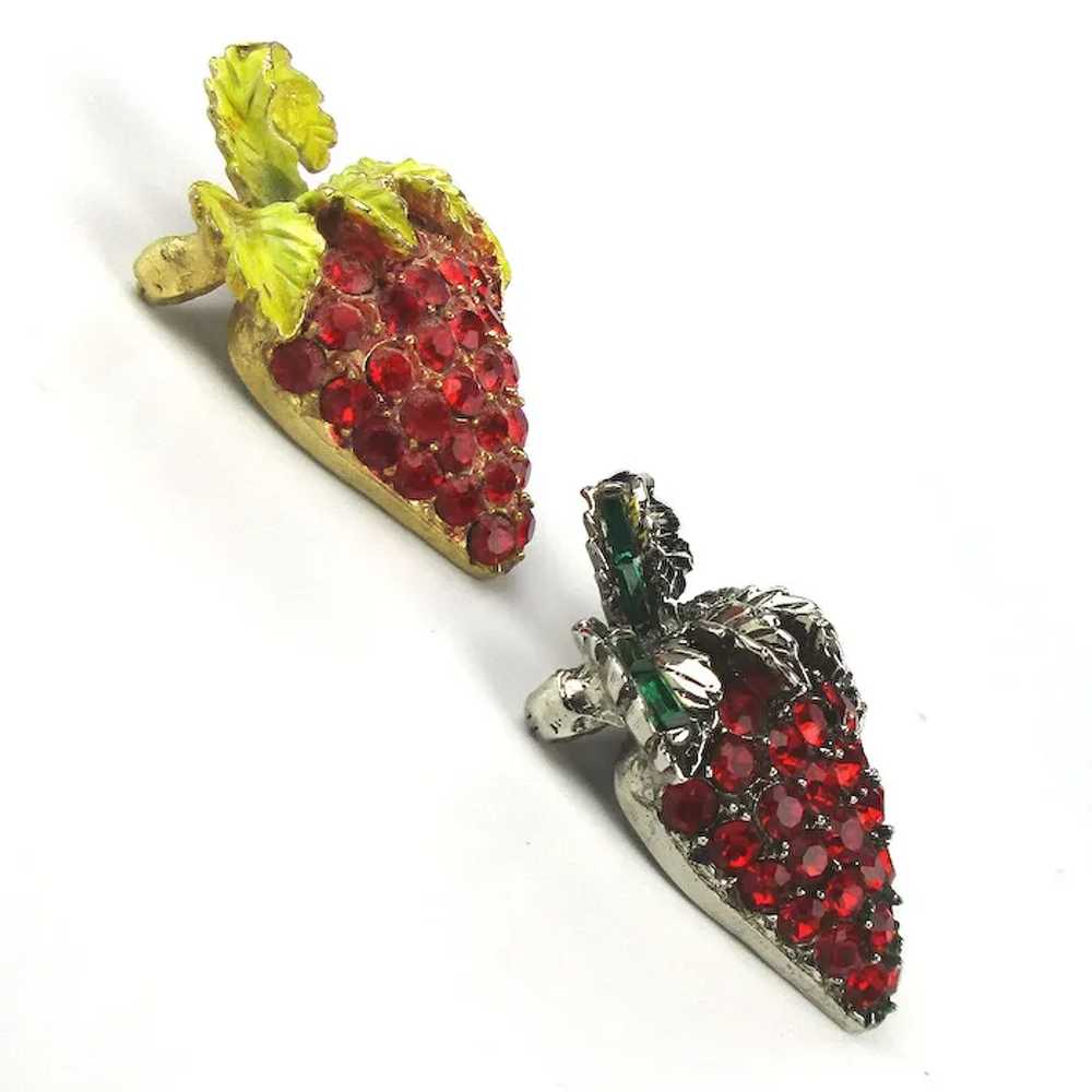 Vintage Pair PELL Strawberry Rhinestone Fruit Pin… - image 3