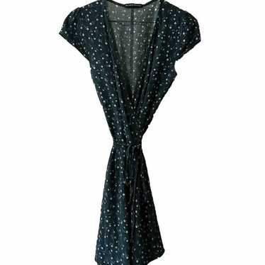 Brandy Melville Robbie Dress One Size Floral Wrap Blue Short Sleeve Viscose
