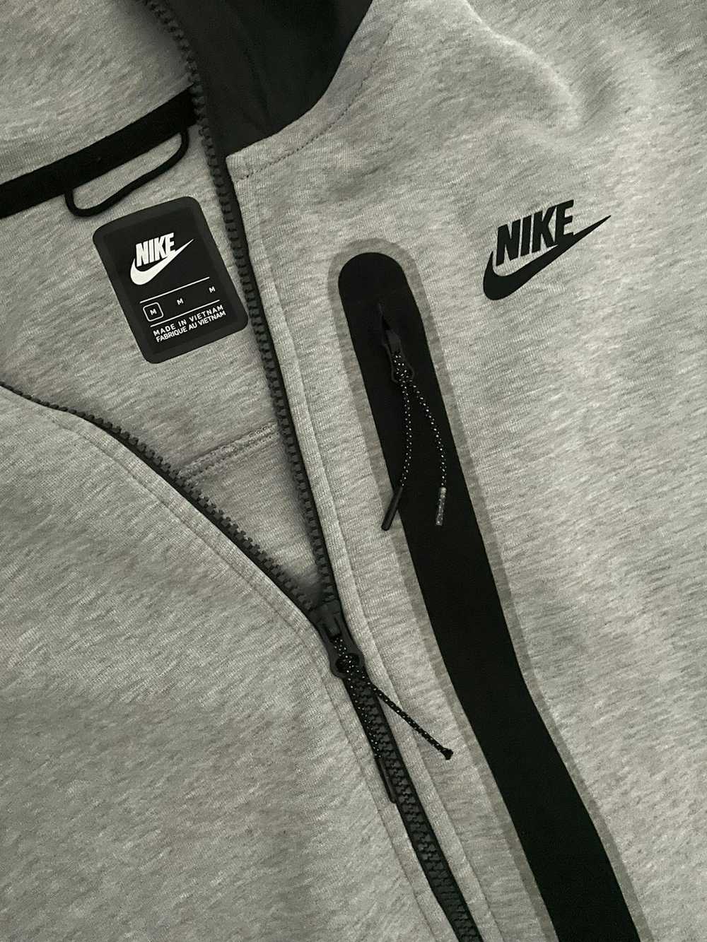 Nike **rare** nike tech fleece jacket - image 3