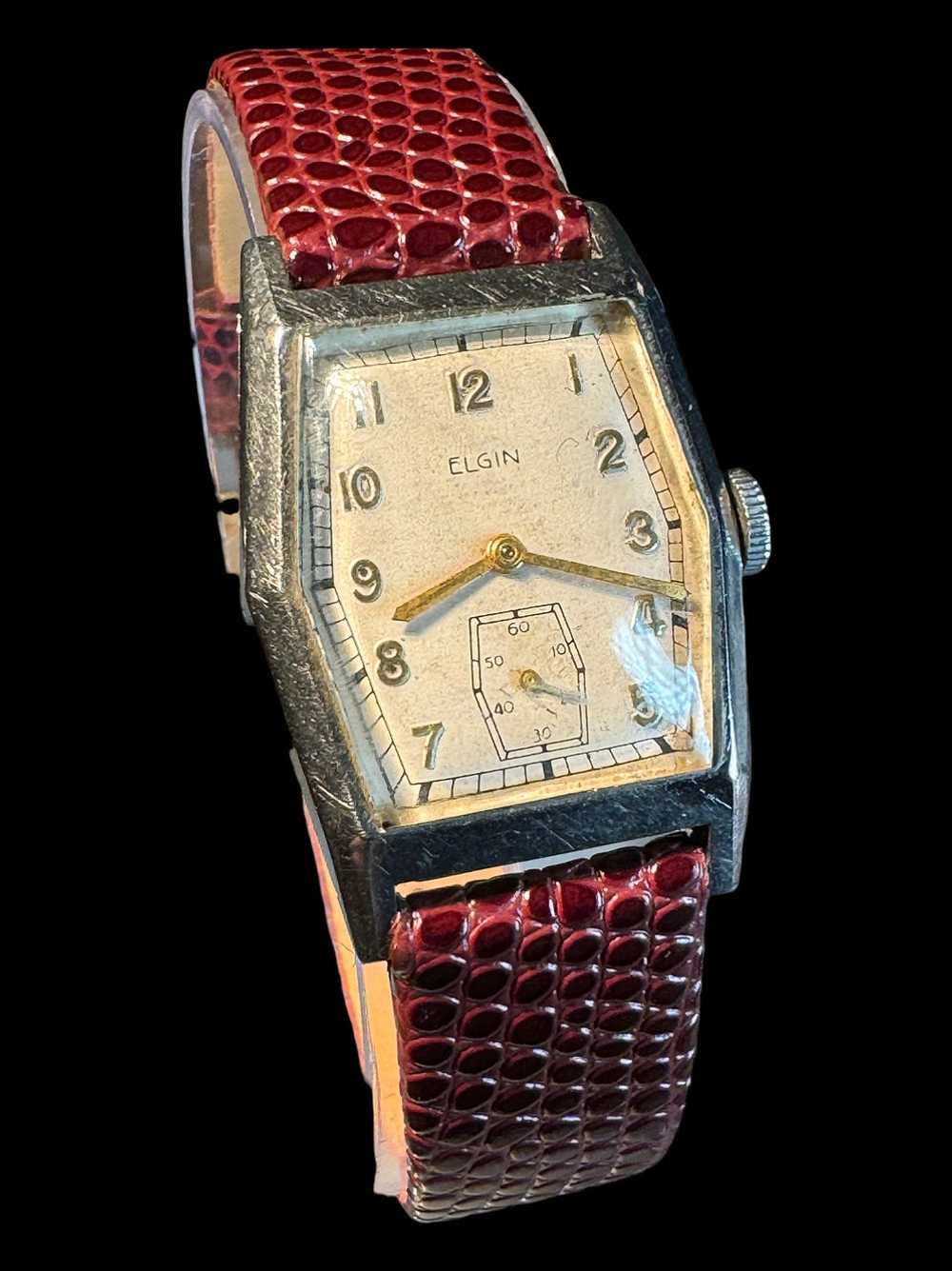 1930’s Elgin Gents Tonneau Dress Watch - Gem