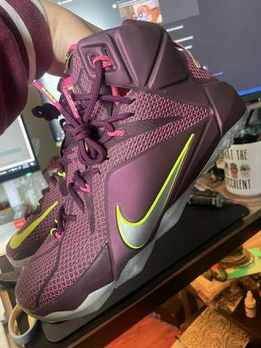 Lebron 12 double helix Gem