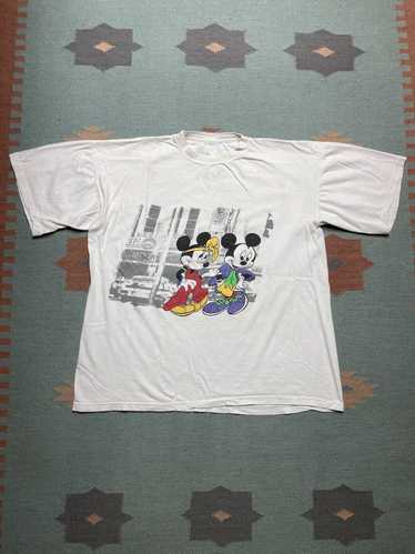 Disney × Streetwear × Vintage VTG 90s Disney graph