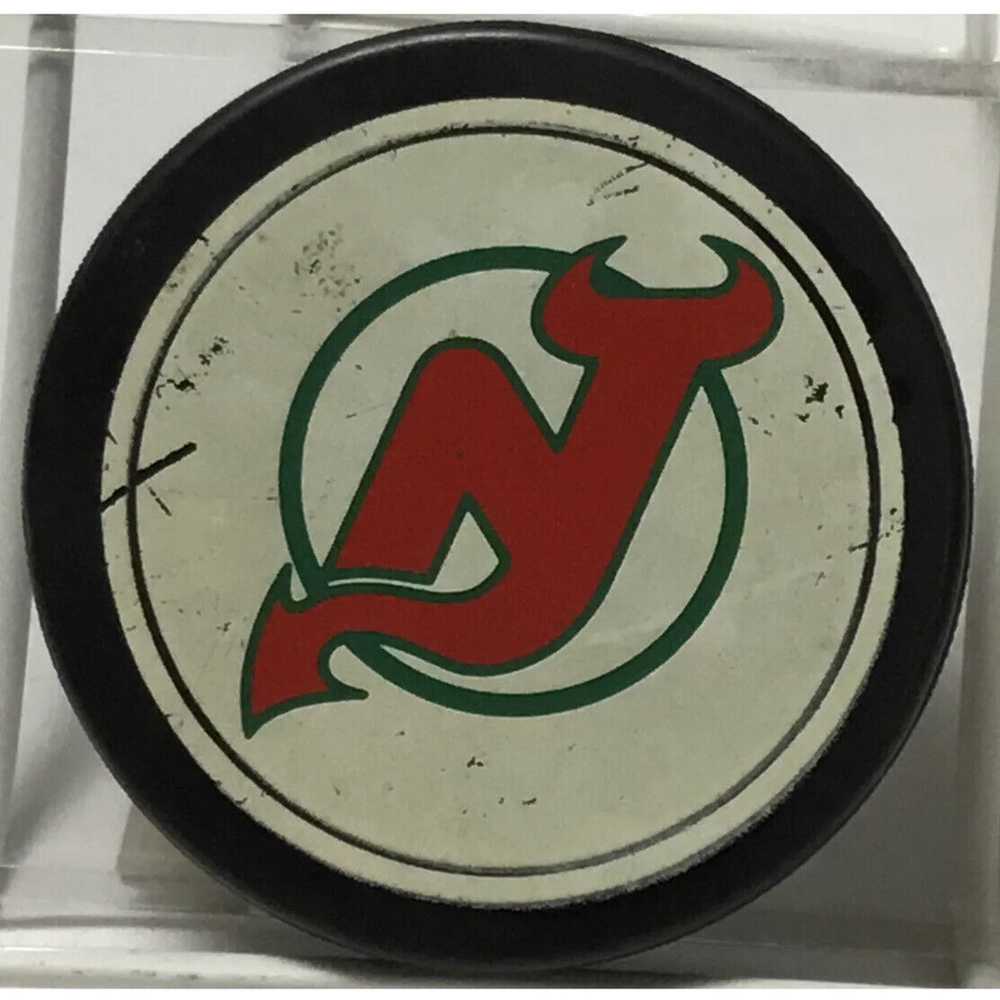 The Unbranded Brand VINTAGE NEW JERSEY DEVILS OFF… - image 1