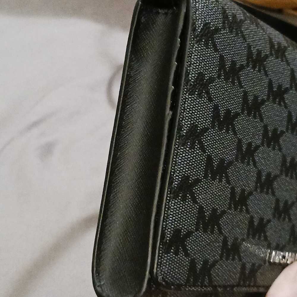 NWOT!! Michael Kors Wallet Crossbody Bag - image 5