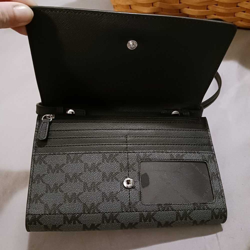 NWOT!! Michael Kors Wallet Crossbody Bag - image 7