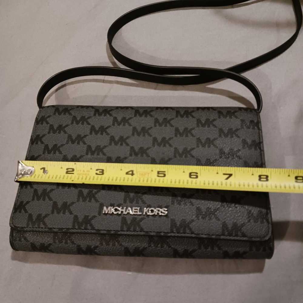 NWOT!! Michael Kors Wallet Crossbody Bag - image 9