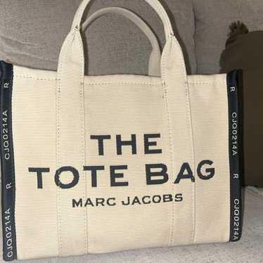 MARC JACOBS jacquard tote bag “Warm Sand” Medium - image 1