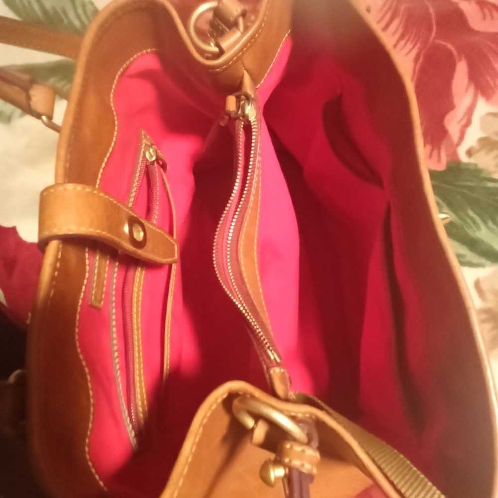 Dooney & Bourke handbag and purse - image 4
