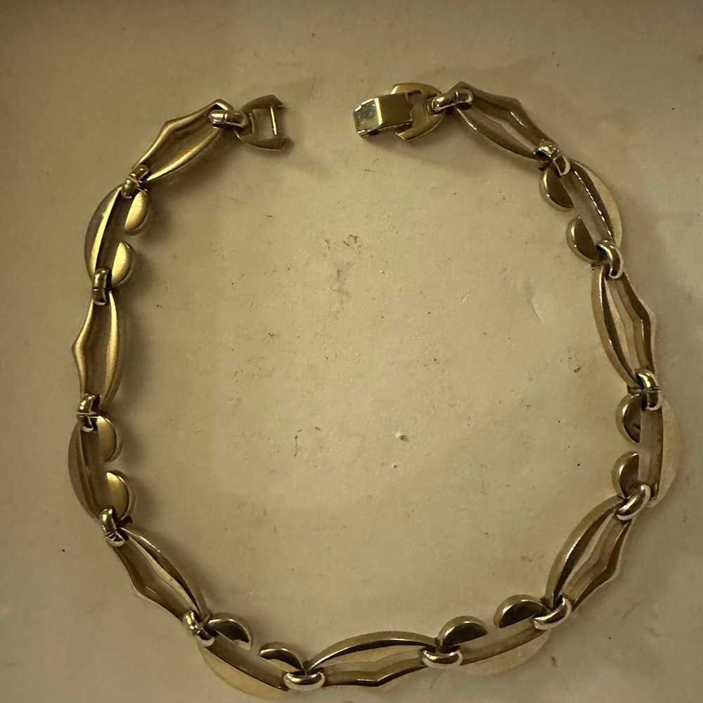 Vintage Sperry gold tone necklace - image 2