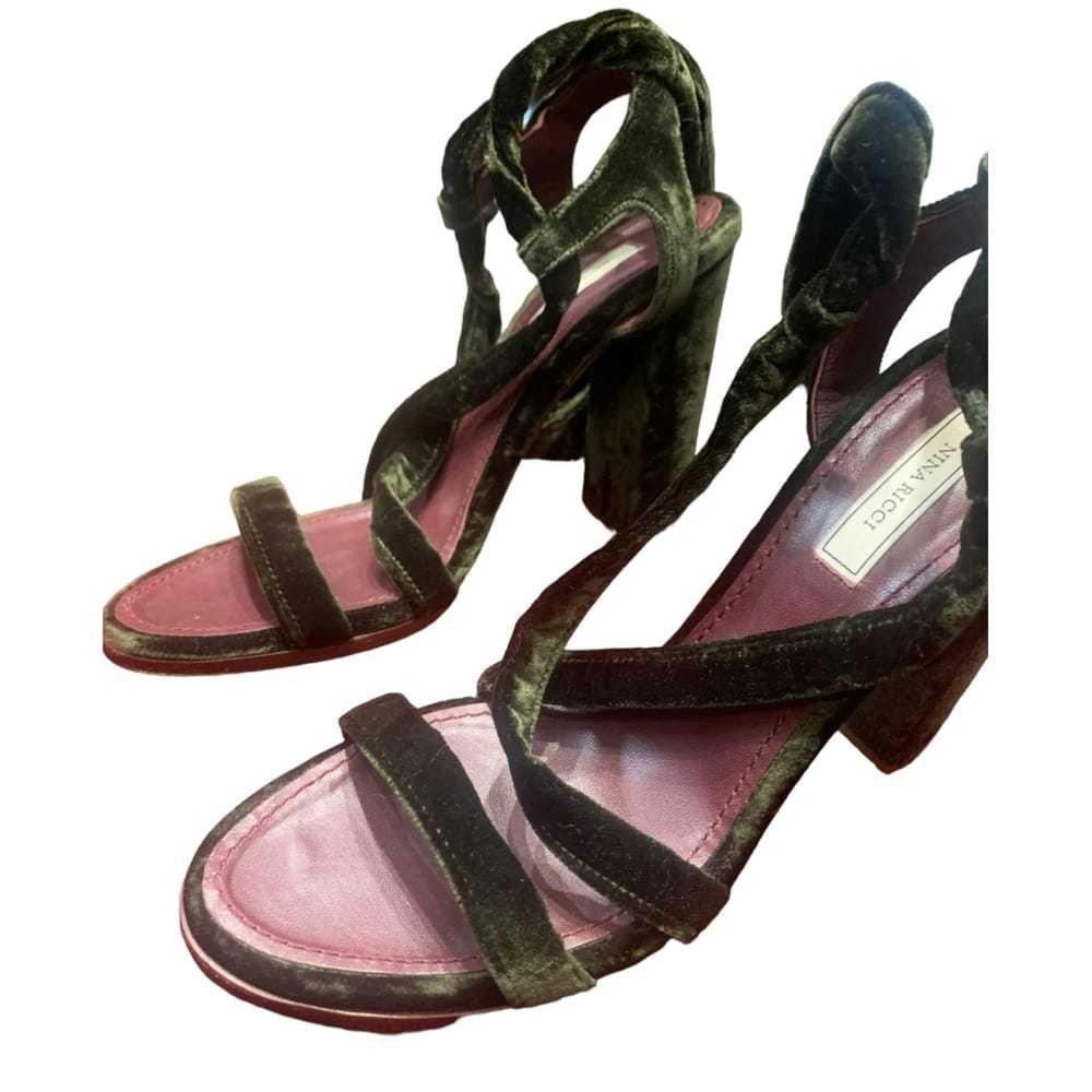 Nina Ricci Velvet sandals - image 5