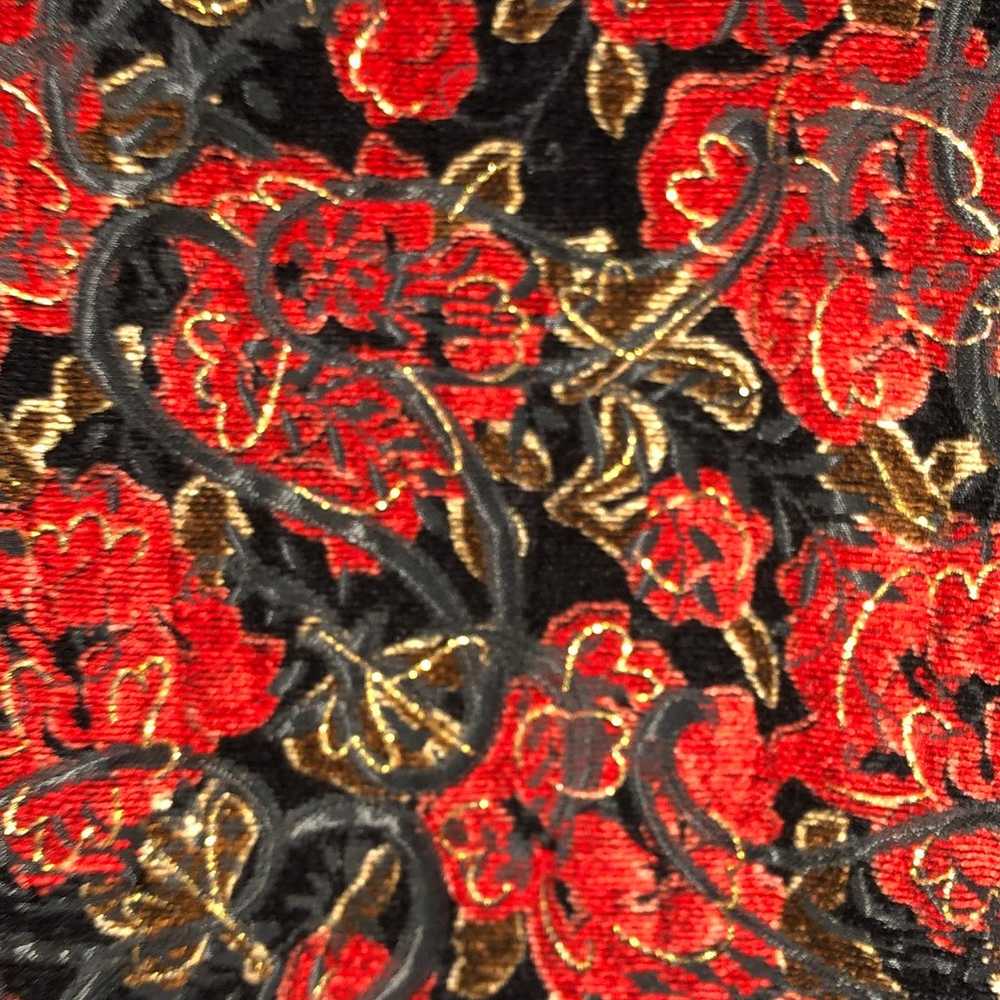 Red Saffron Rose Carpet Vest Vintage Floral Patte… - image 2