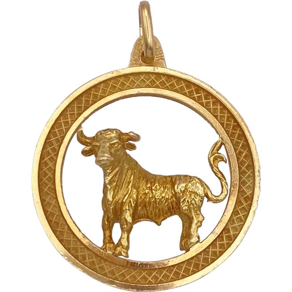 Impressive Taurus Bull 18K Gold Vintage Pendant - image 1