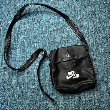 RARE Vintage Nike Air Crossbody Bag in Black Y2K … - image 1