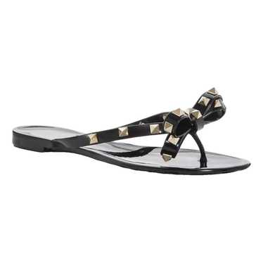 Valentino Garavani Rockstud flip flops