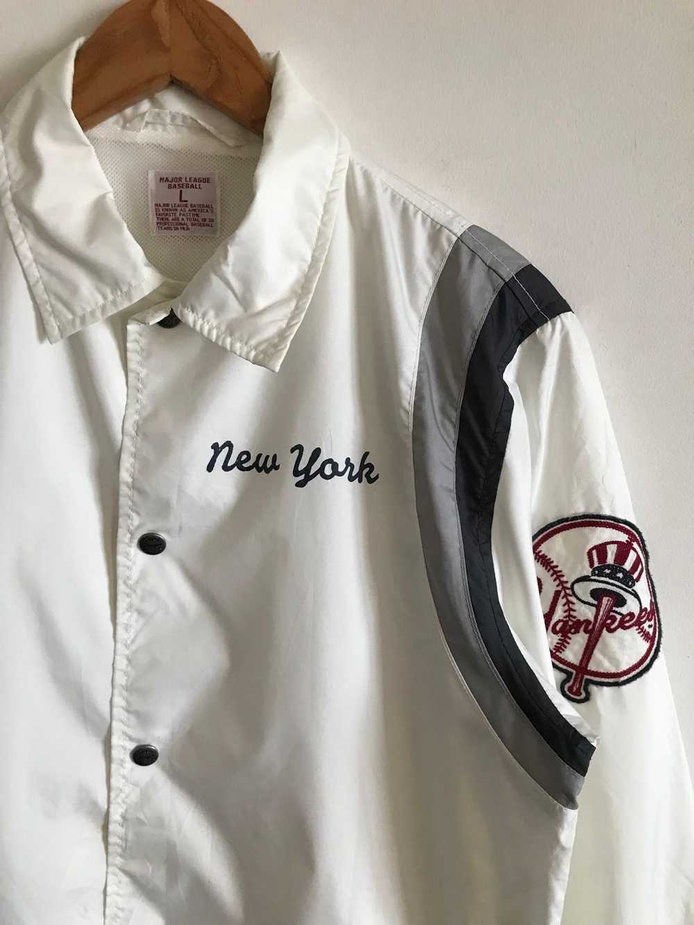 New York × New York Yankees × Uniqlo Coach Jacket - image 3