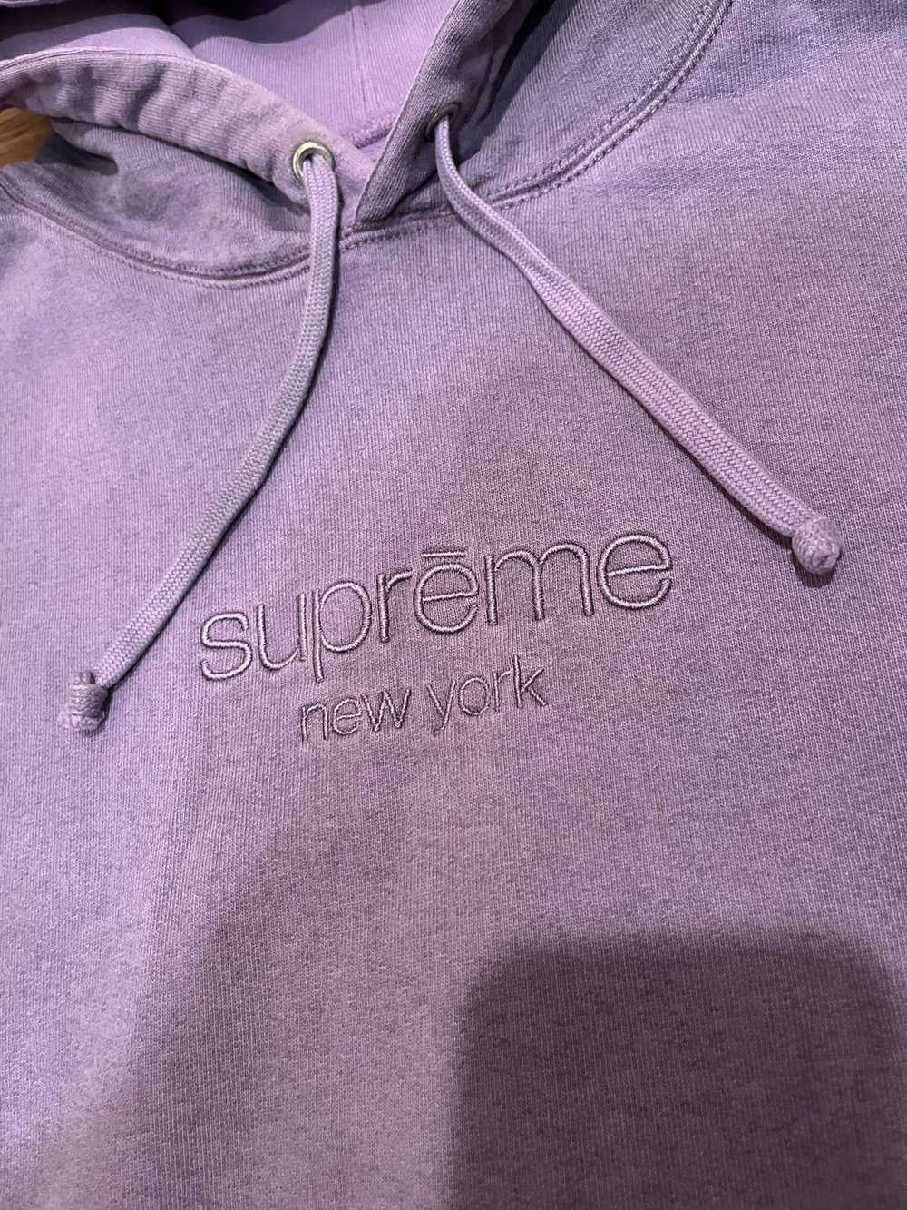 Supreme SPRAY HOODED SWEATSHIRT - VIOLET - image 2