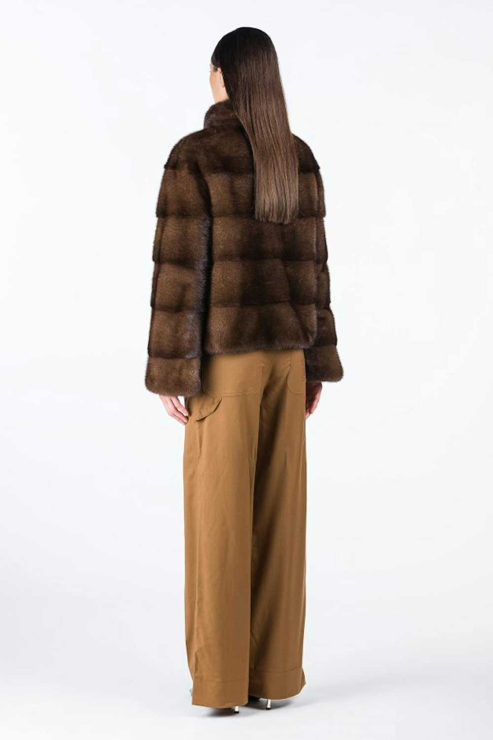 Mink Fur Coat WOMEN'S SHORT BROWN MINK COAT - image 3