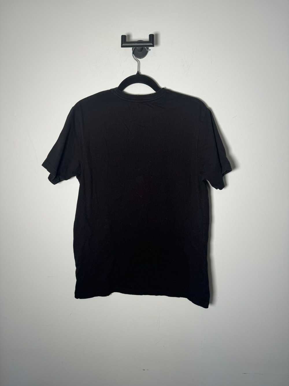 Affliction × Vintage 725 Black T-Shirt Blue Shiel… - image 4