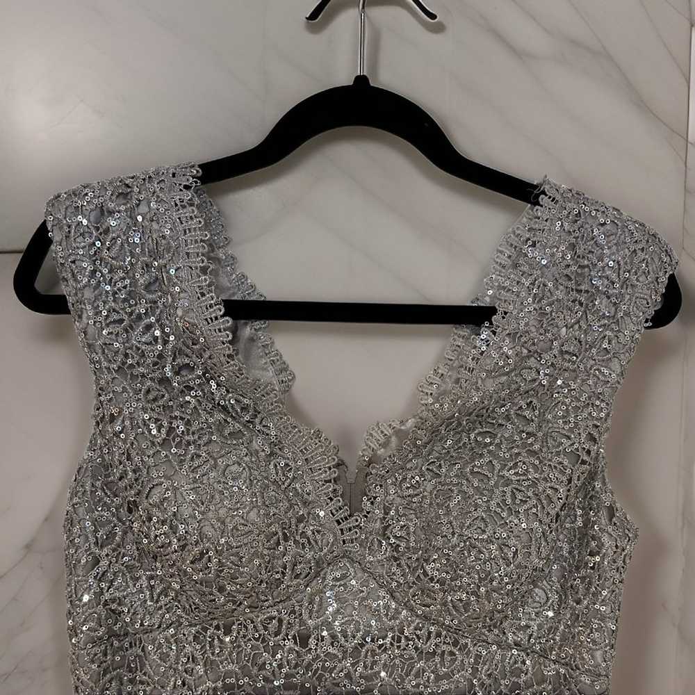 Elegant silver sleeveless party dress - image 6