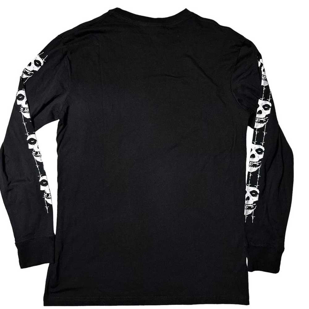 Misfits Long Sleeve Skulls Graphic T-Shirt Black … - image 2