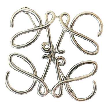 Loewe pin & - Gem Loewe pin & - Gem