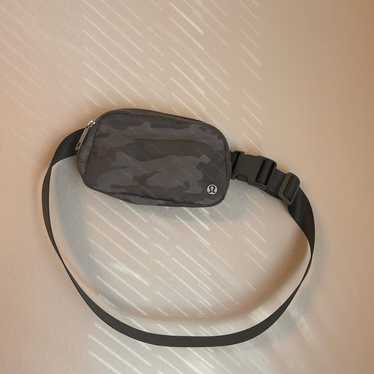 lululemon belt bag - image 1