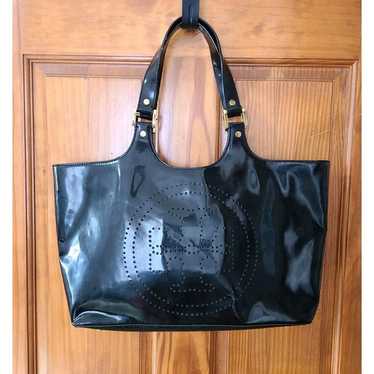 Tory Burch Bombe Tote Black Patent Leather Perfor… - image 1