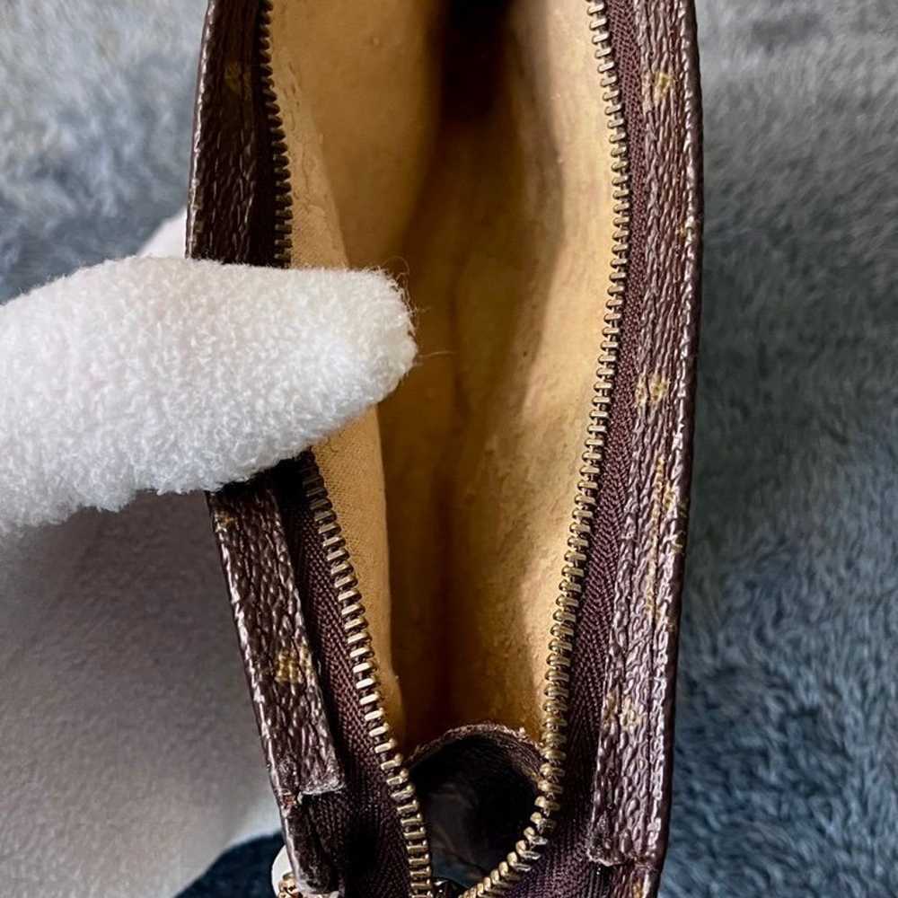 AUTHENTIC Louis Vuitton leather clutch bag monogr… - image 7