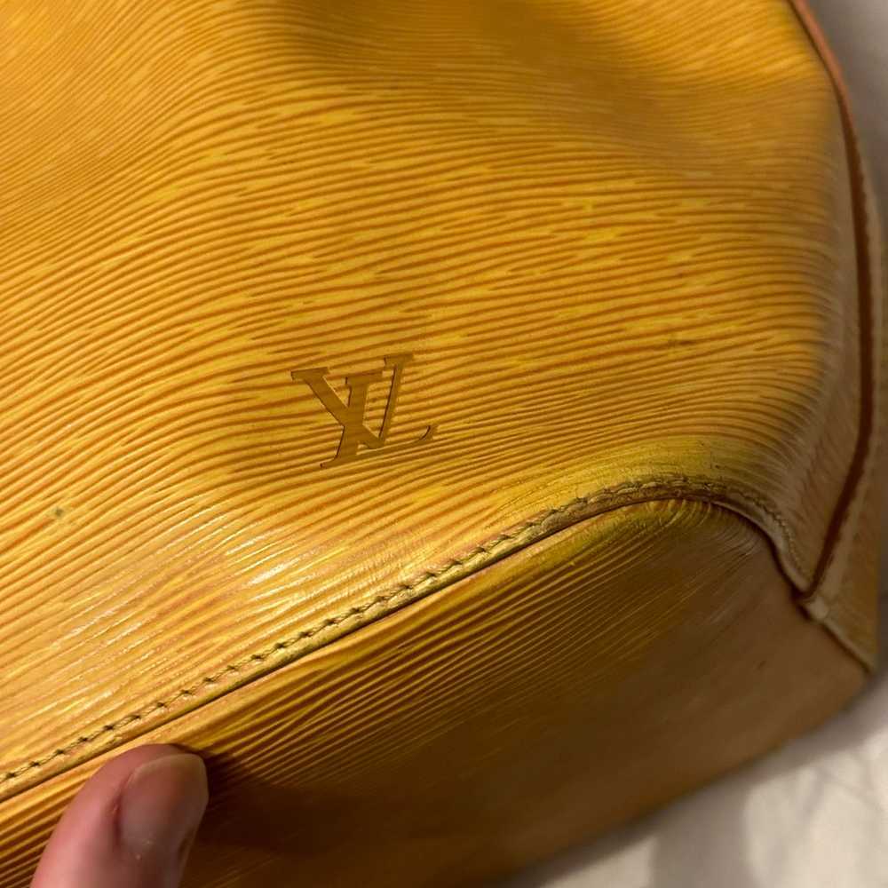 Louis Vuitton Petit Noe Epi Leather - image 10