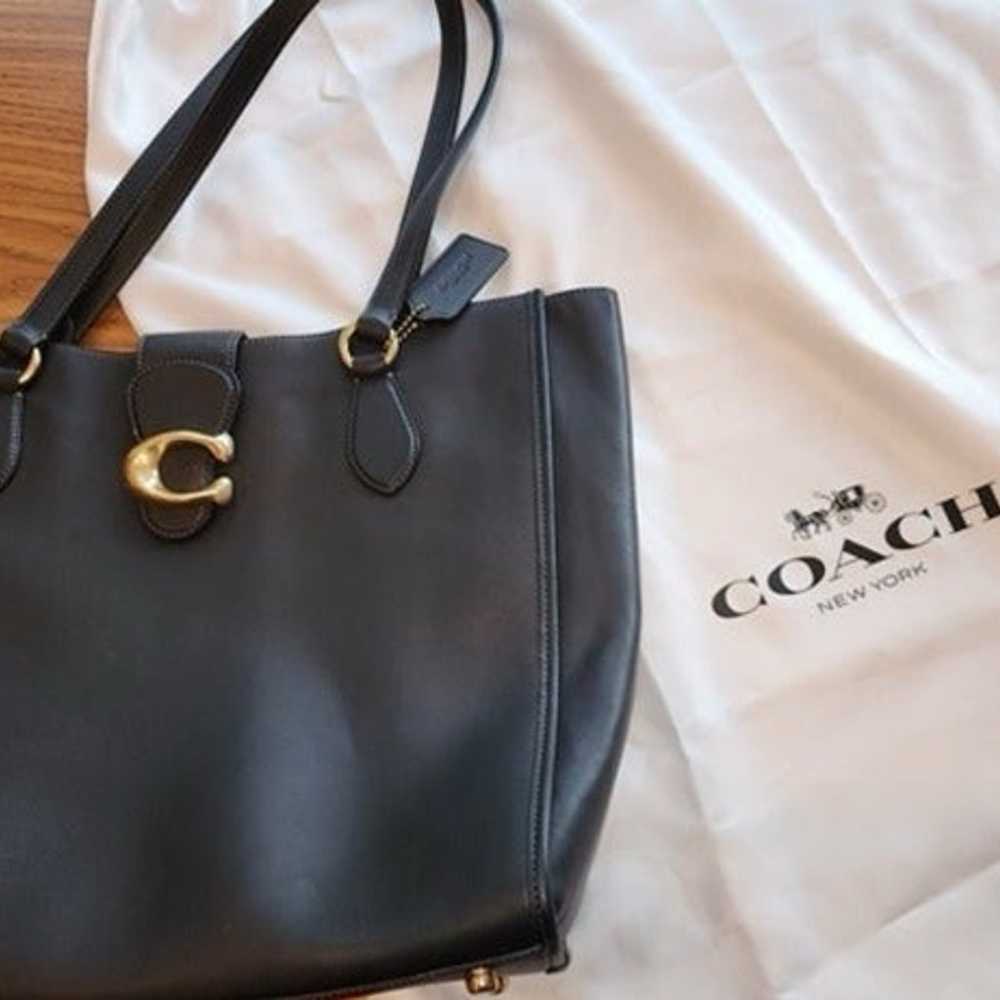 Coach theo tote - image 6