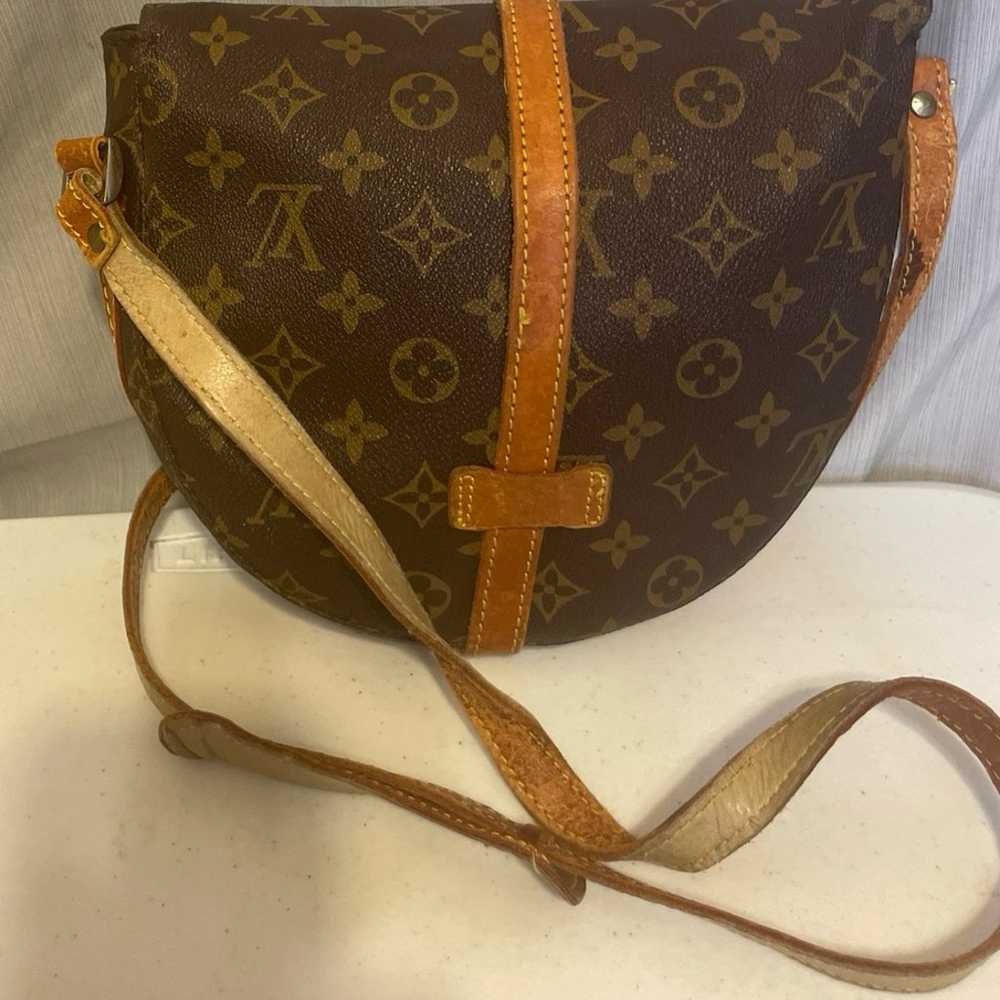 Louis Vuitton Chantilly Crossbody Bag - image 3