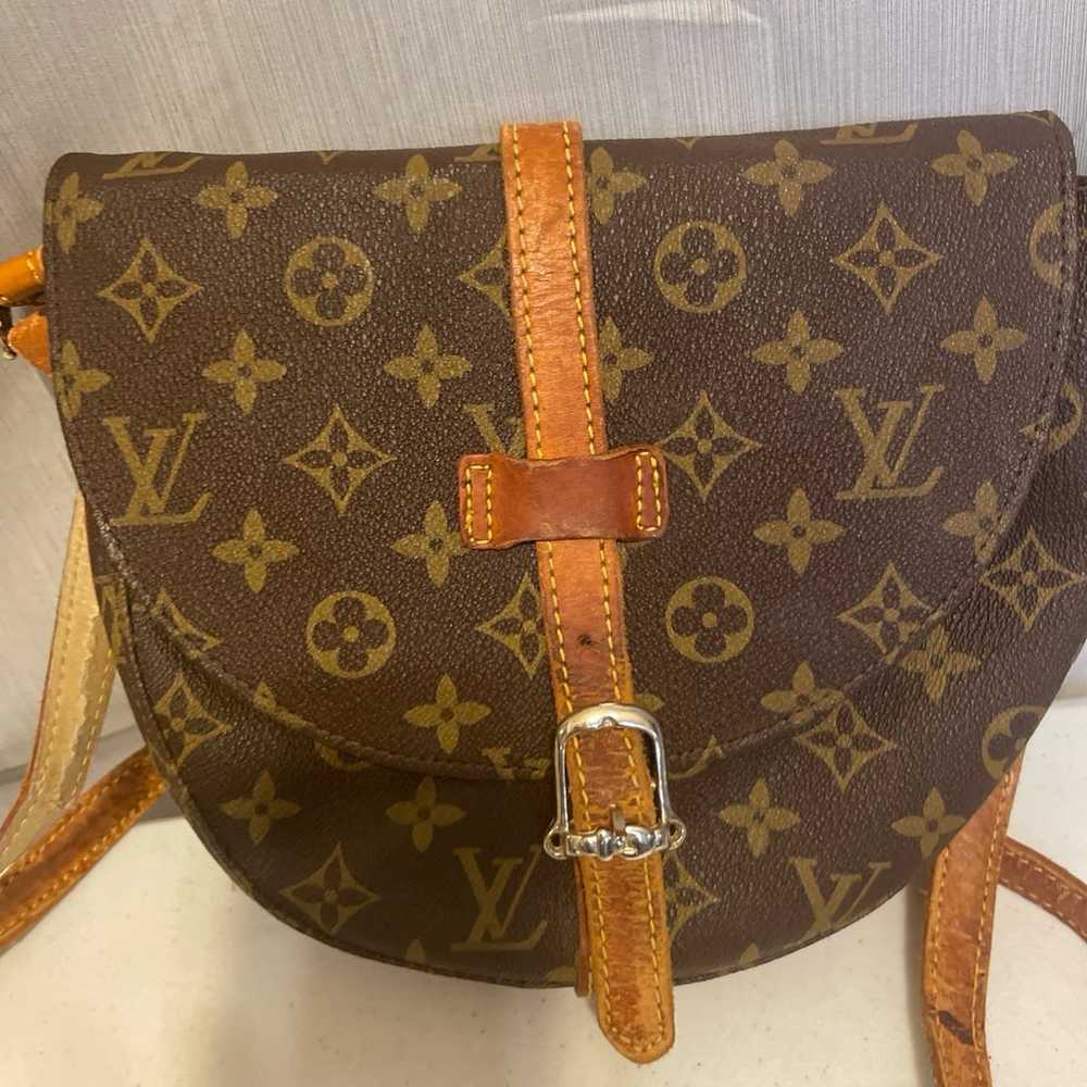 Louis Vuitton Chantilly Crossbody Bag - image 8