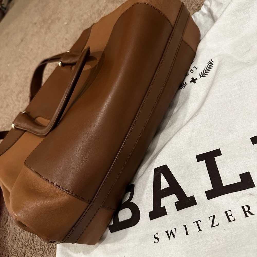 Beautiful Bally tan leather tote - image 2