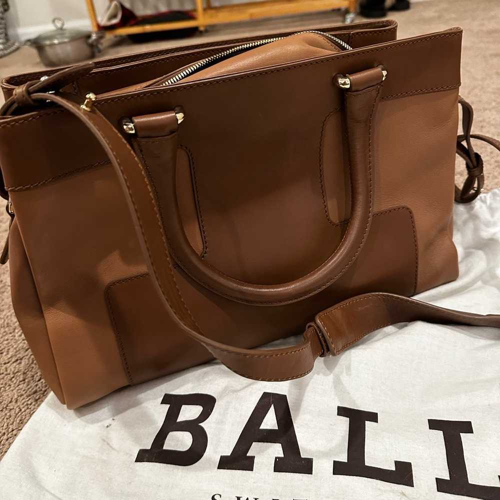 Beautiful Bally tan leather tote - image 3